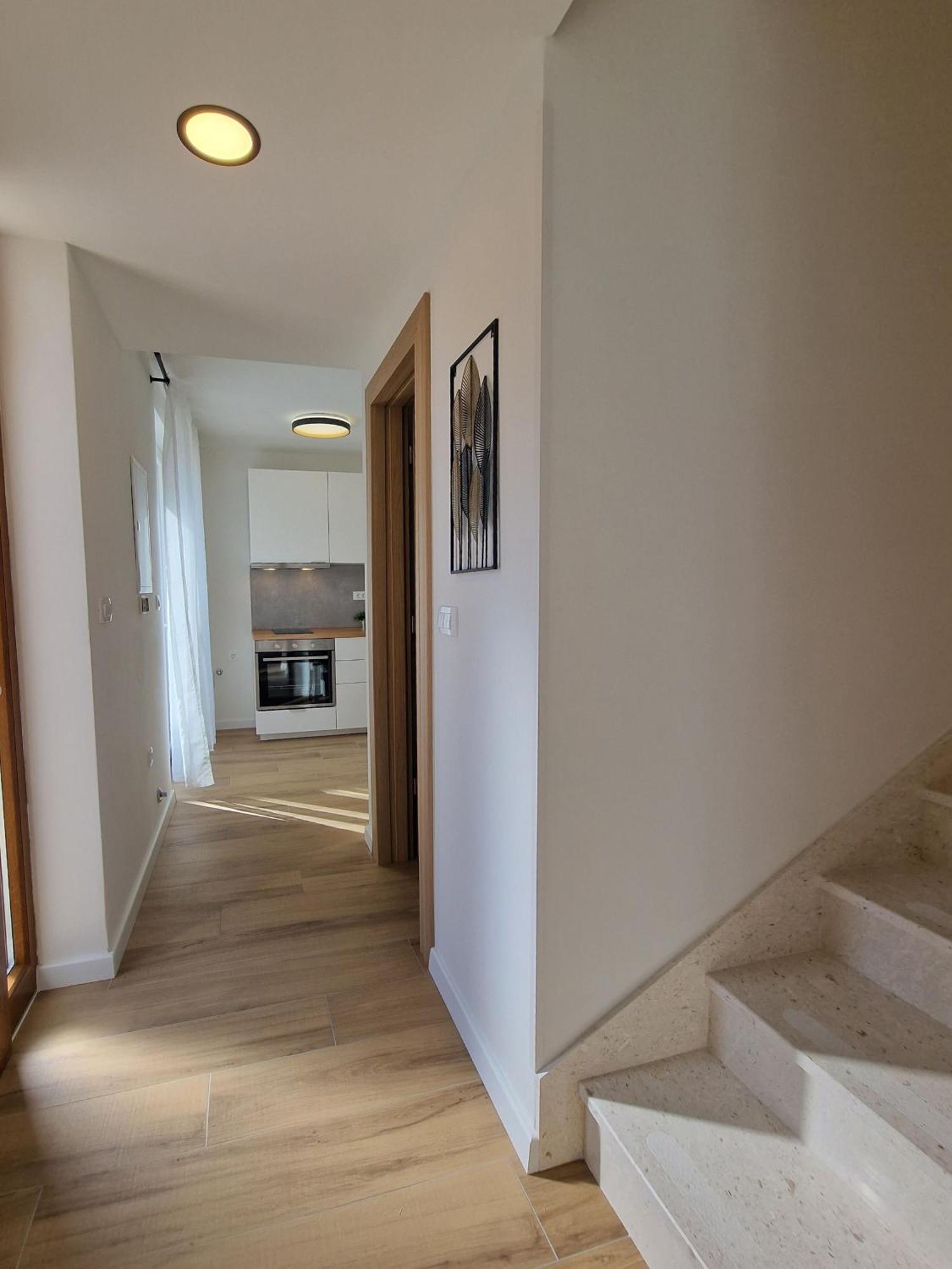 Apartments Miamare Primosten Luaran gambar