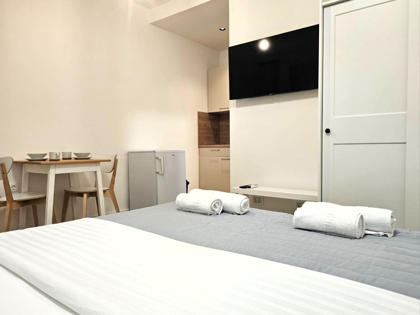 Apartments Miamare Primosten Bilik gambar